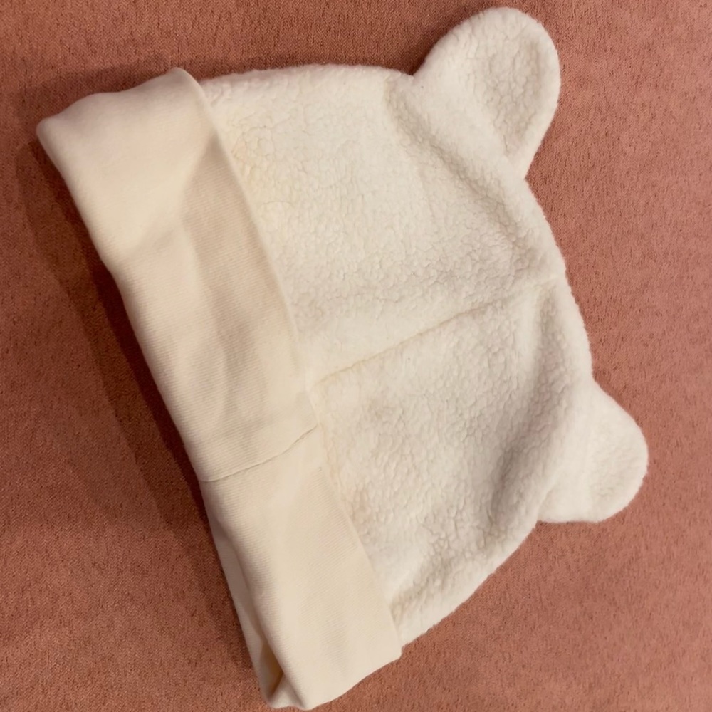 Zutano fleece bear hat size 3M